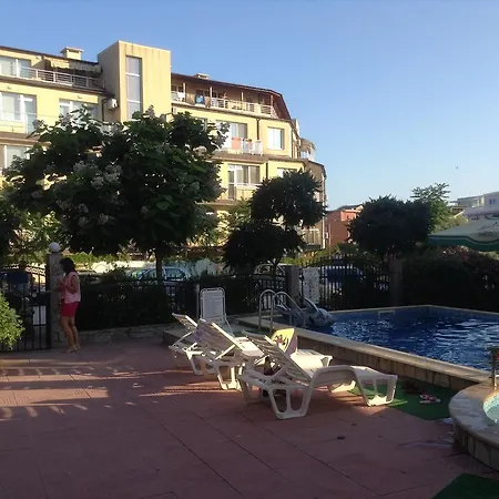 Apartamento Studio Mirazh